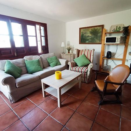 Apartamento-Estudio En Villa Con Piscina Malaga Exterior photo