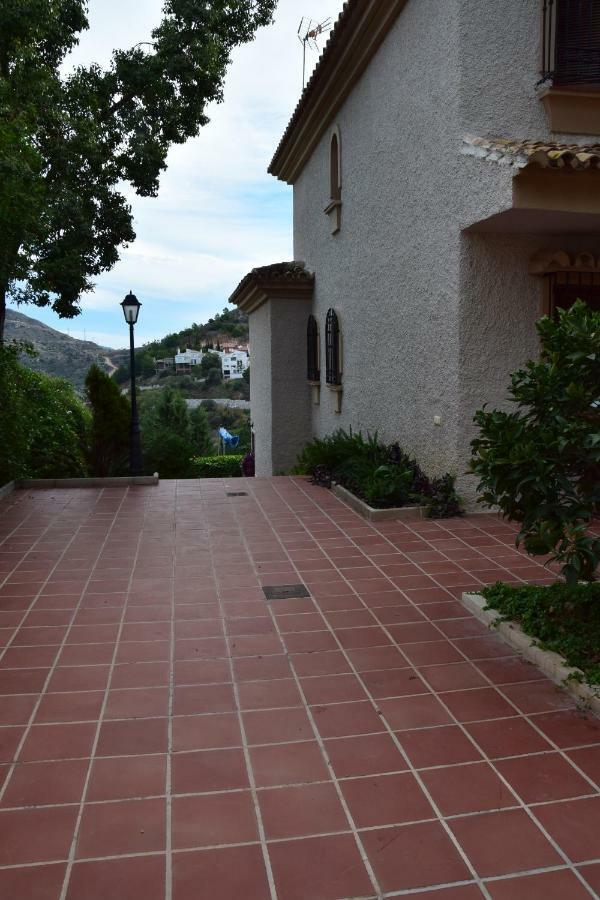 Apartamento-Estudio En Villa Con Piscina Malaga Exterior photo